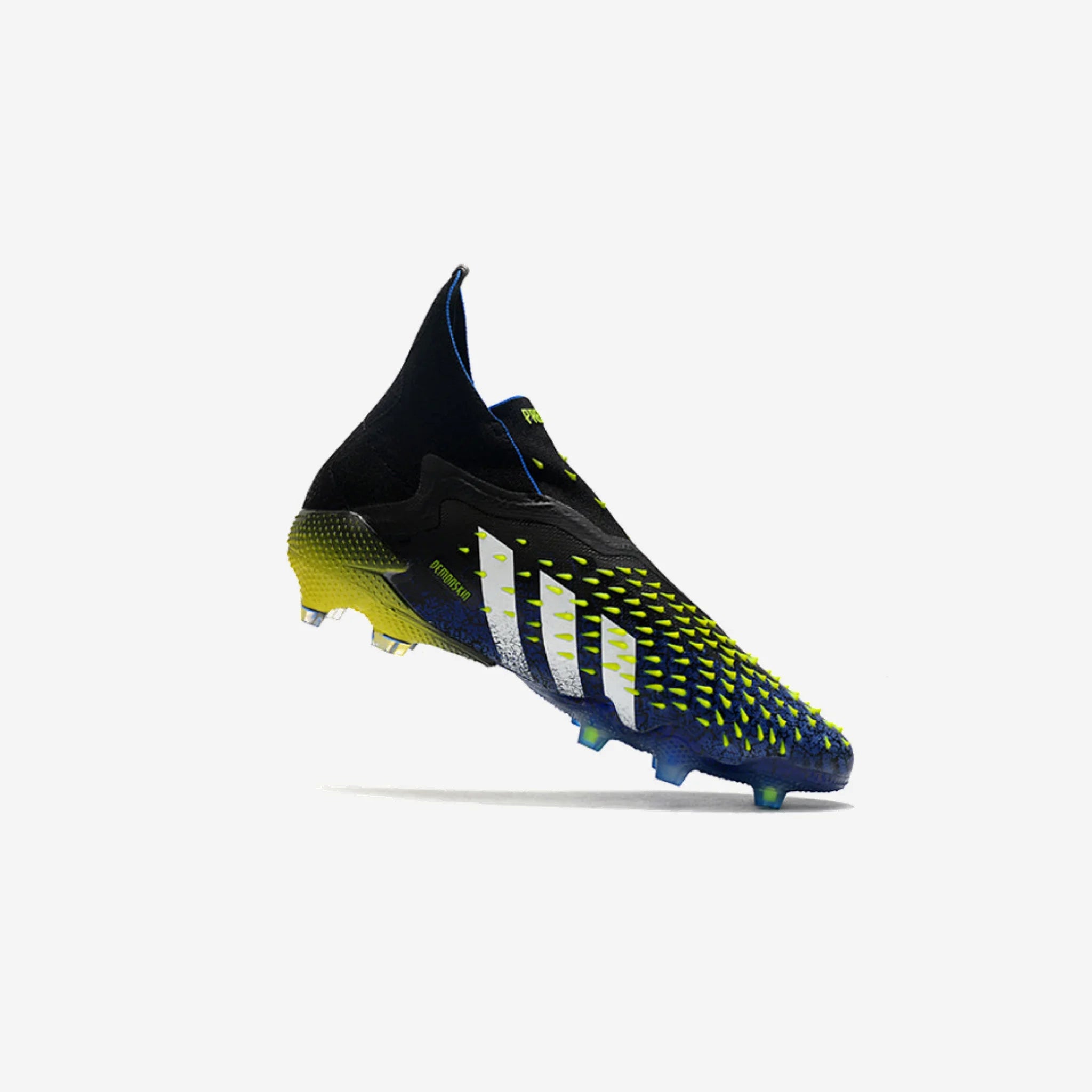 Chuteira Campo Adidas Predator Freak + Fg