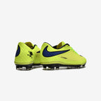 Chuteira Campo Nike Hypervenom Phantom (Fg)