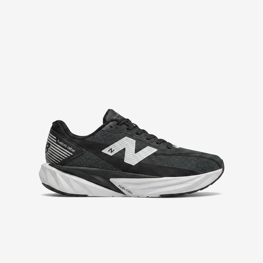 New Balance FuelCell Rebel v4 - Preto