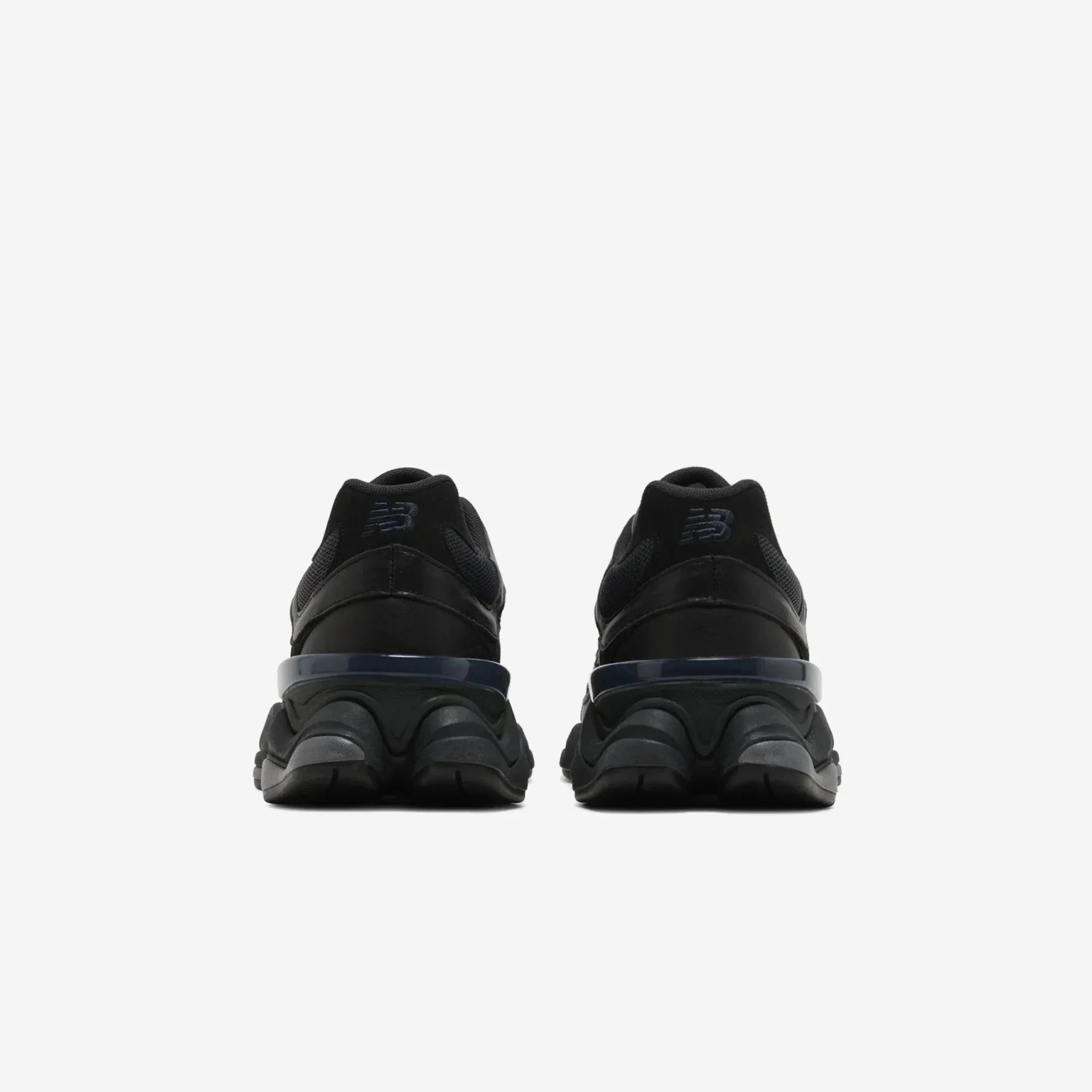 New Balance 9060 Triple Black