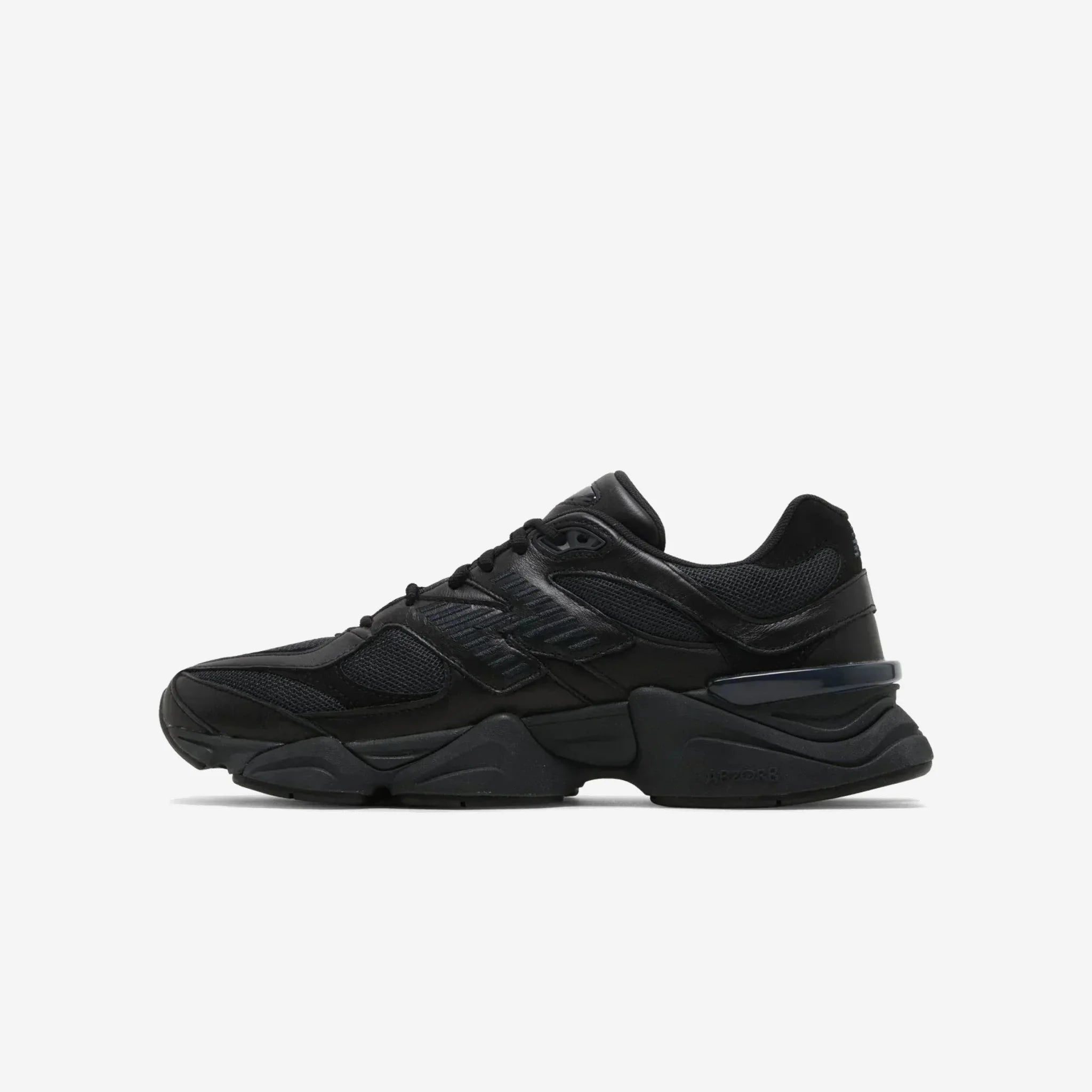 New Balance 9060 Triple Black